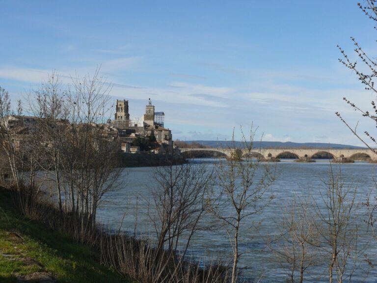 Pont-Saint-Esprit…